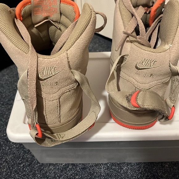 Nike AF1 Cream and Neon Orange Uptown’s Suede - Picture 6 of 7